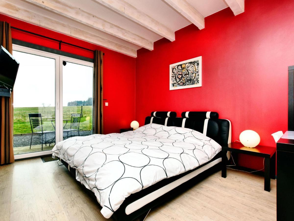 Beautiful Villa With Heated Outdoor Pool Manhay Exterior photo