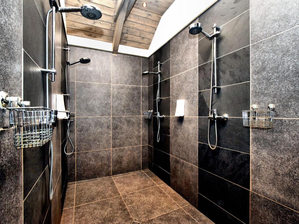 Beautiful Villa With Heated Outdoor Pool Manhay Exterior photo